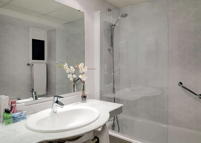 H10 Delfin - Adults Only 4*
