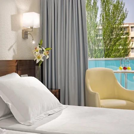 H10 Delfin - Adults Only 4*