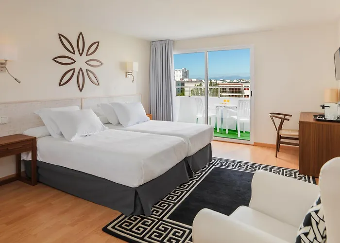 H10 Delfín - Adults Only 4*