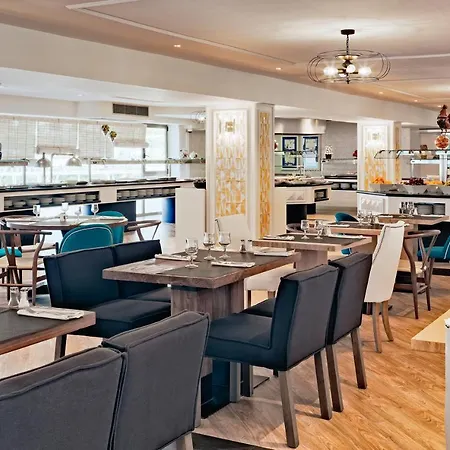 Hotel H10 Delfín - Adults Only Salou